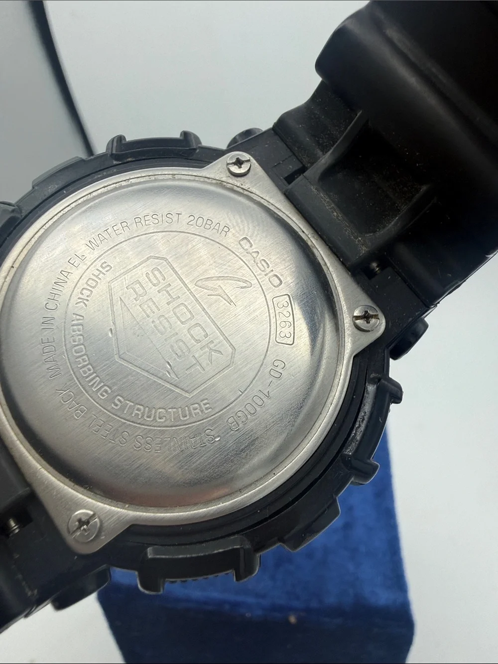 Casio G-Shock GD-100GB-1 Black Gold Watch Module 3263 200M works
